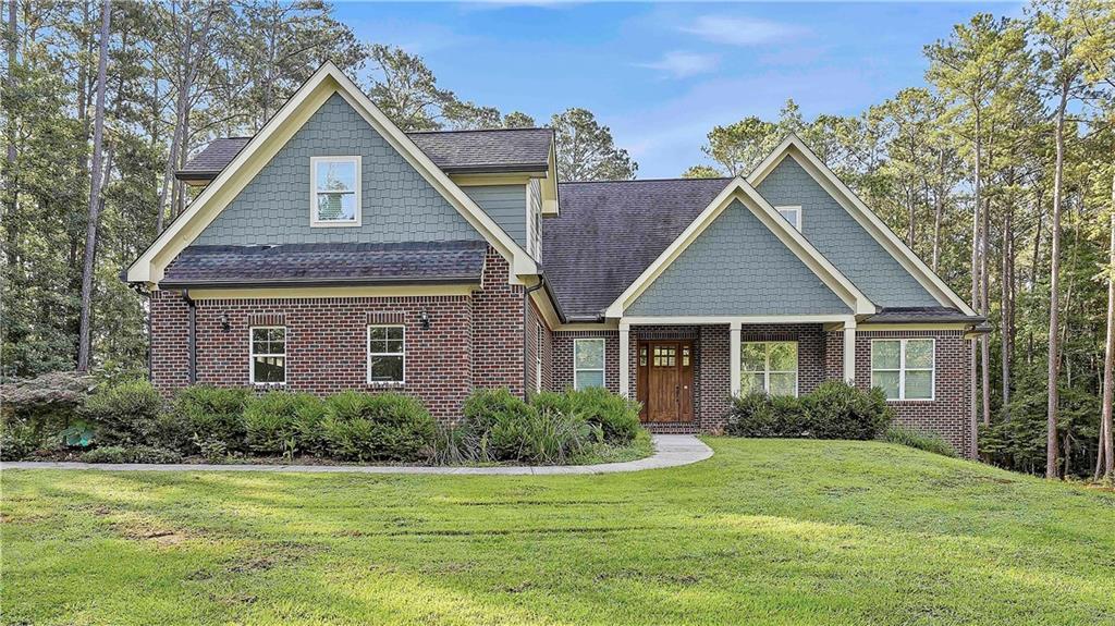 215 Kingswood Ln., Fayetteville, GA 30215