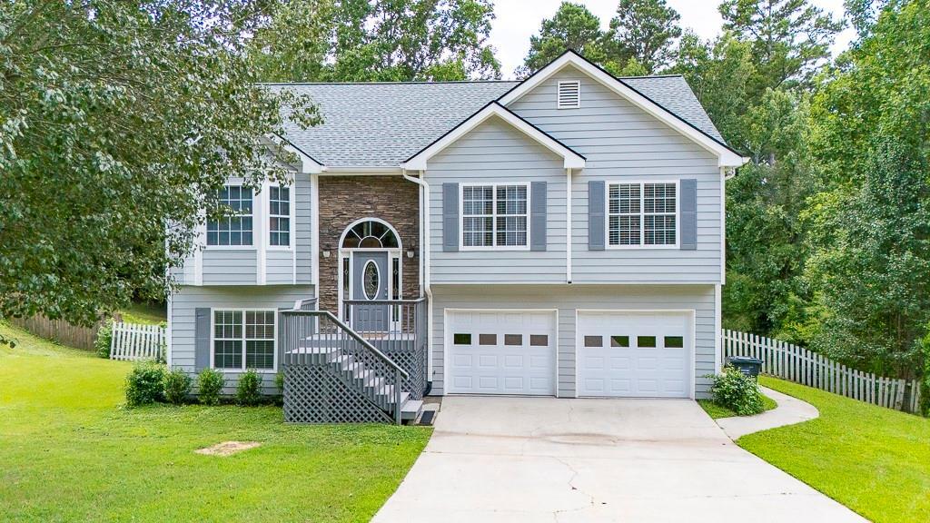 3880 Byrnwycke Dr., Buford, GA 30519