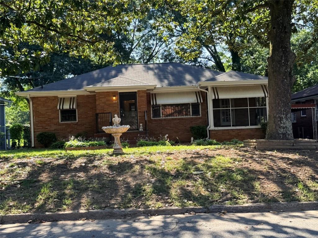 104 Willis Mill Rd., Atlanta, GA 30311