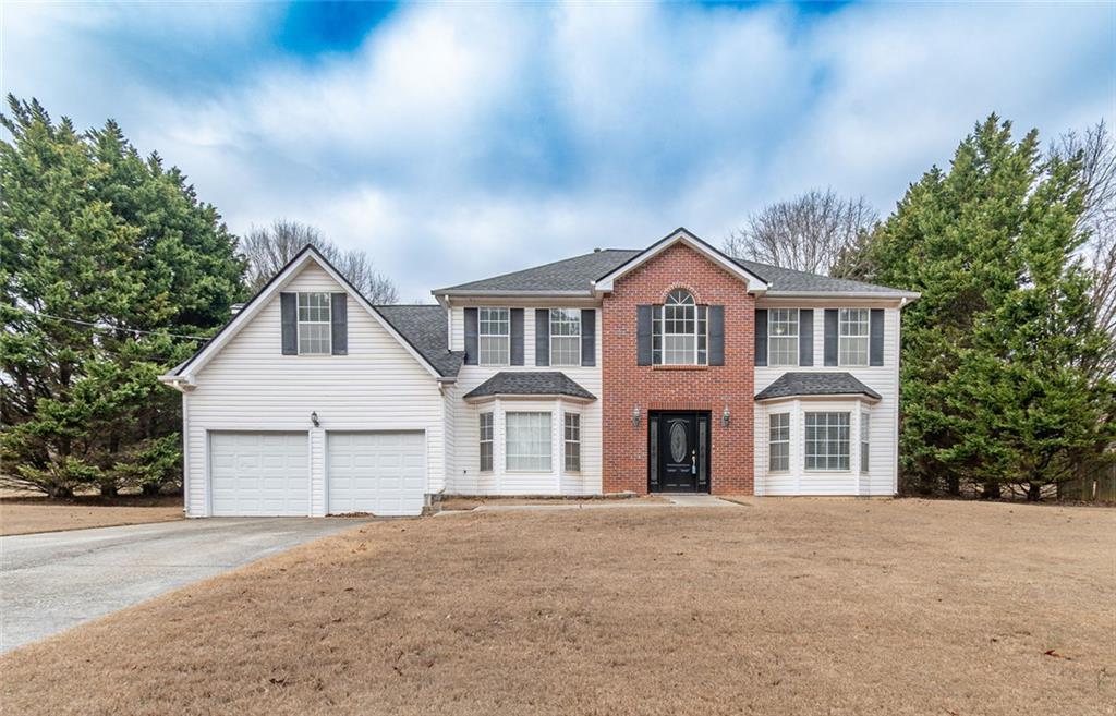 2167 Pixie Rose Ln., Loganville, GA 30052