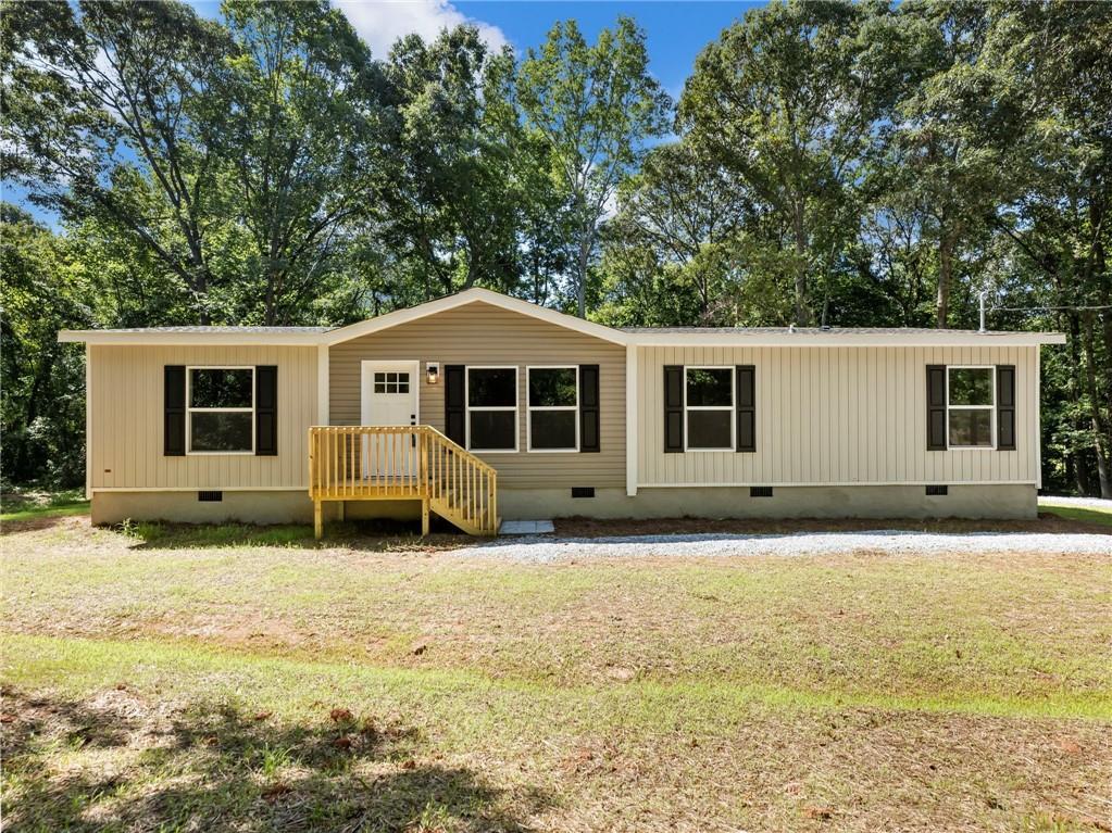 89 Upland Dr., Maysville, GA 30558