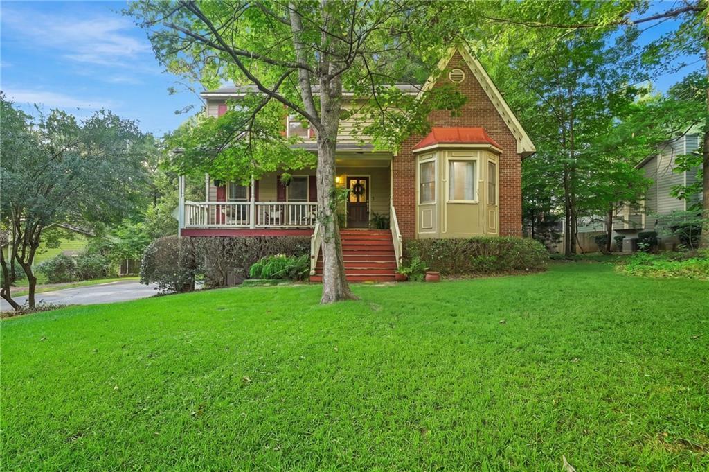 302 Crabapple Ct., Powder Springs, GA 30127