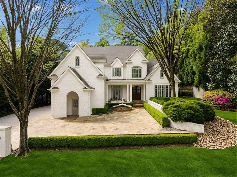 4966 Long Island Dr., Atlanta, GA 30327