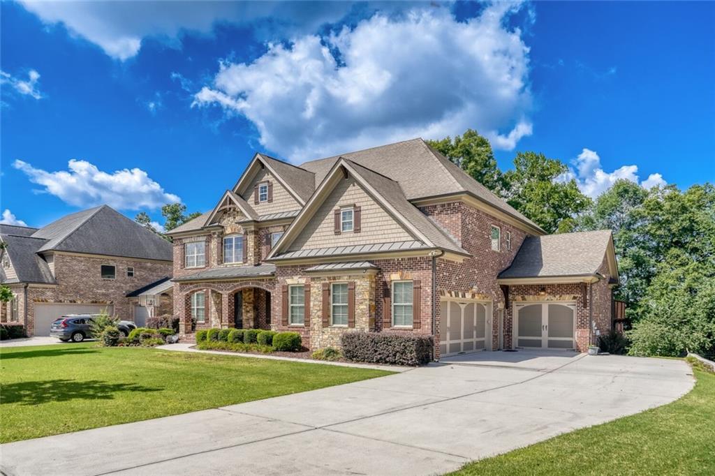 3066 Walking Horse Tr., Buford, GA 30519