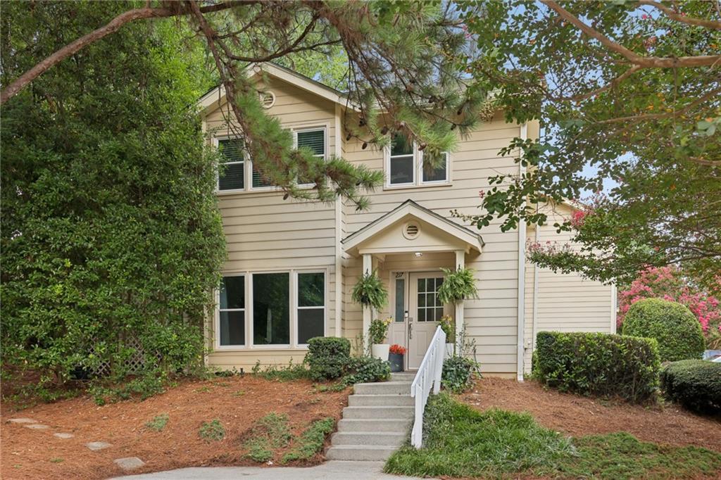 217 Peachtree Hollow Ct., Sandy Springs, GA 30328