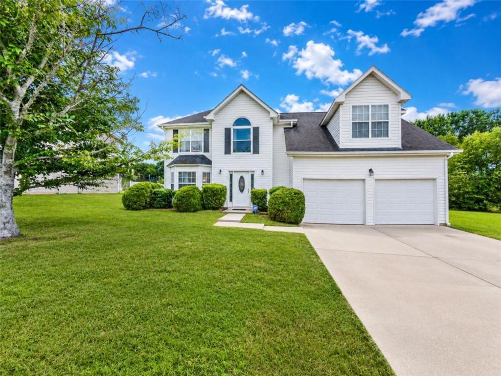6049 Hitt Lake Tr., Stone Mountain, GA 30087