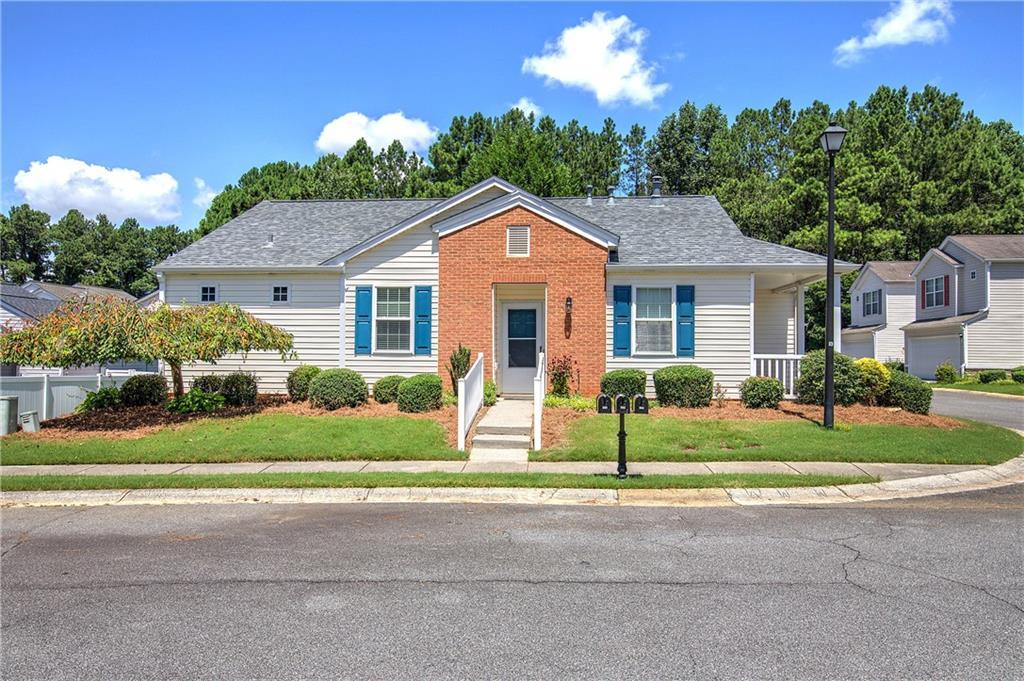 560 Windcroft Cir., Acworth, GA 30101