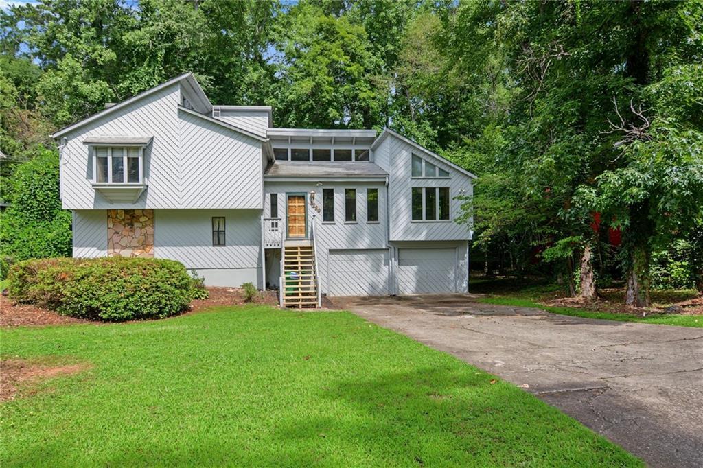 4290 Alison Jane Dr., Kennesaw, GA 30144