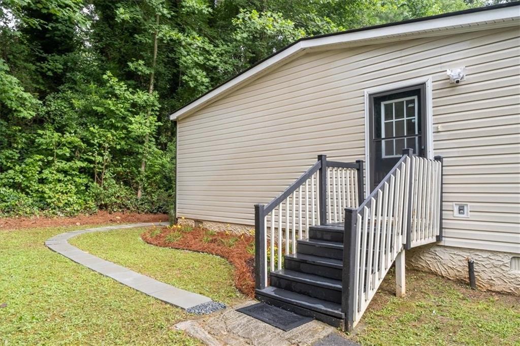 1770 Balsa Ln., Acworth, GA 30102