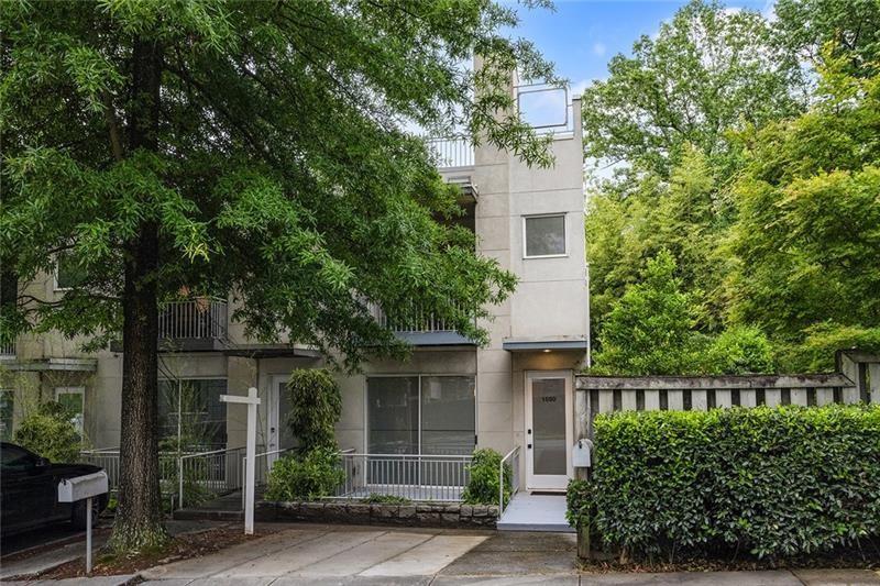 1590 Tallulah St., Atlanta, GA 30318