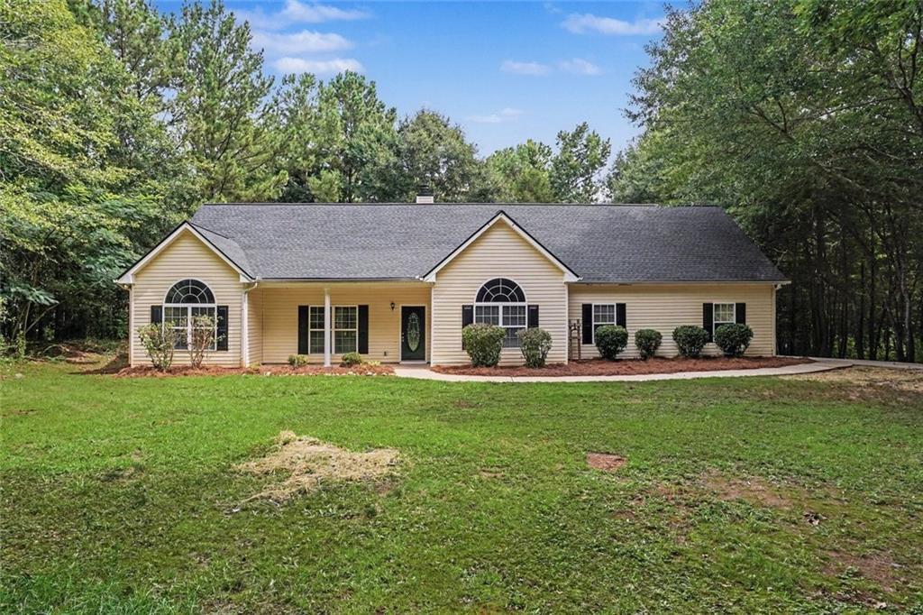 1279 Coan Dr., Locust Grove, GA 30248