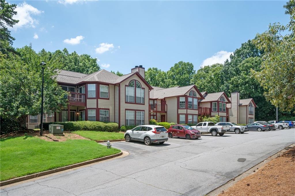 915 Wentworth Ct., Johns Creek, GA 30022