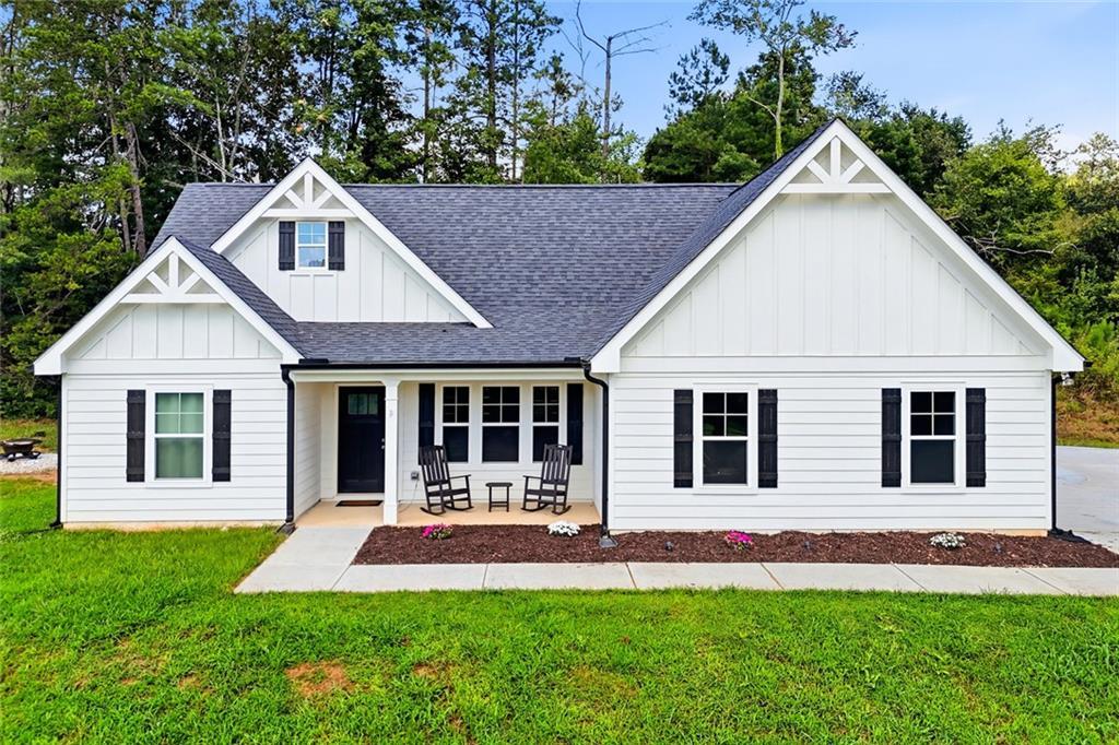 55 Eagles Perch Rd., Ball Ground, GA 30107
