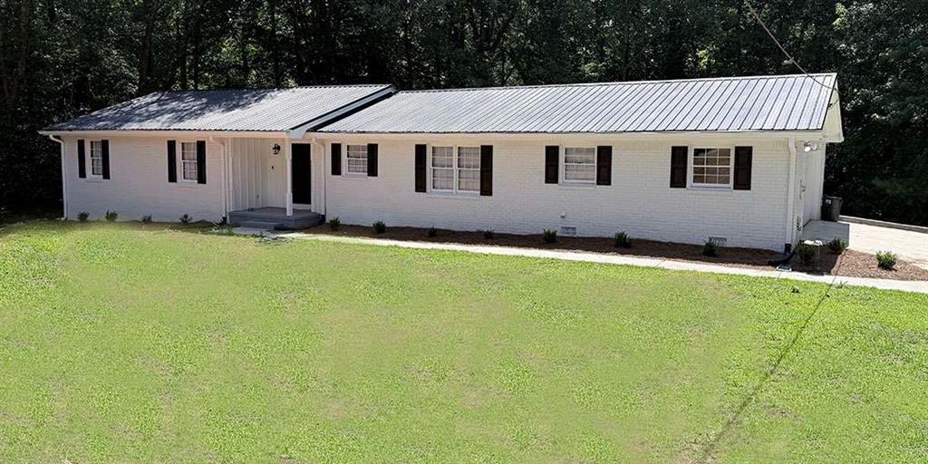 1912 Wildwood Ct., Conyers, GA 30094