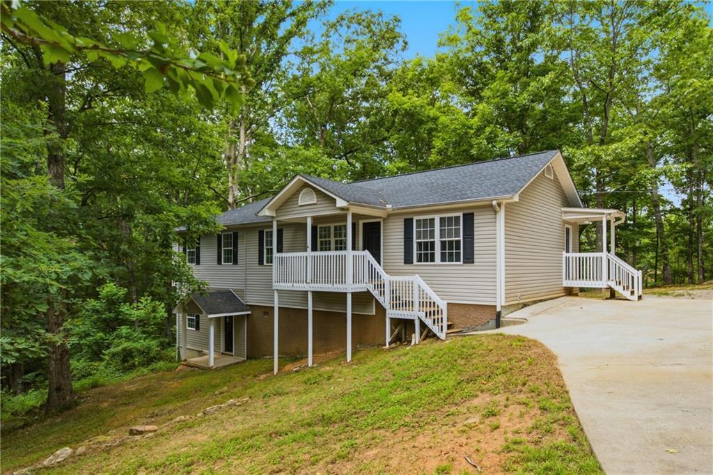433 Elliots Ln., Dahlonega, GA 30533
