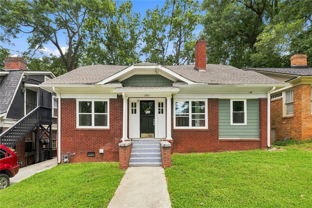 1585 Olympian Cir., Atlanta, GA 30310