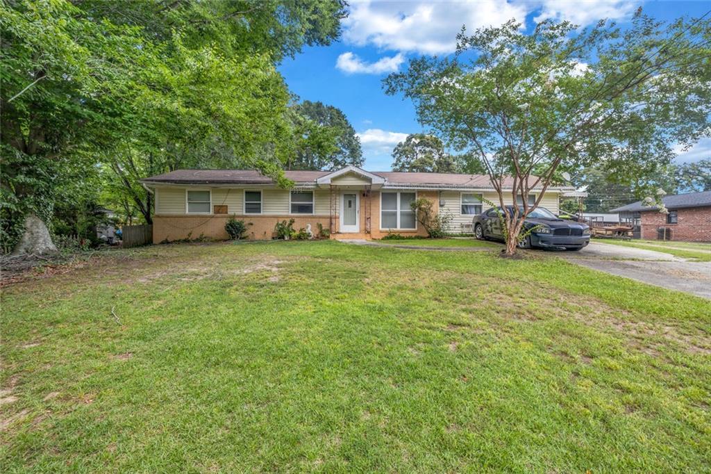 6874 Cherry Cir., Lithia Springs, GA 30122