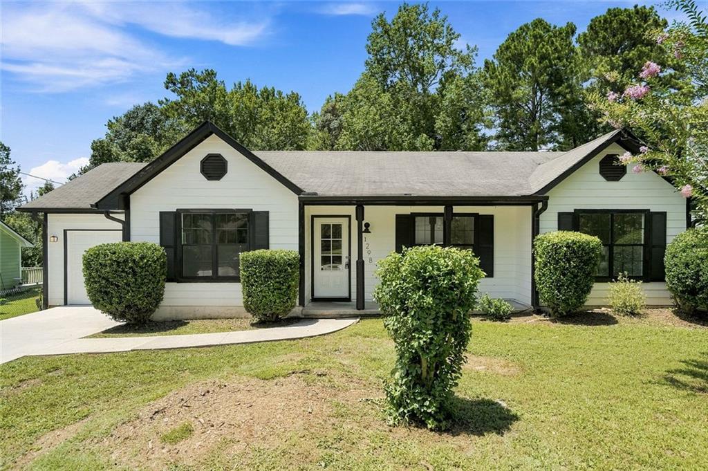 1298 Winslow Dr., Jonesboro, GA 30238