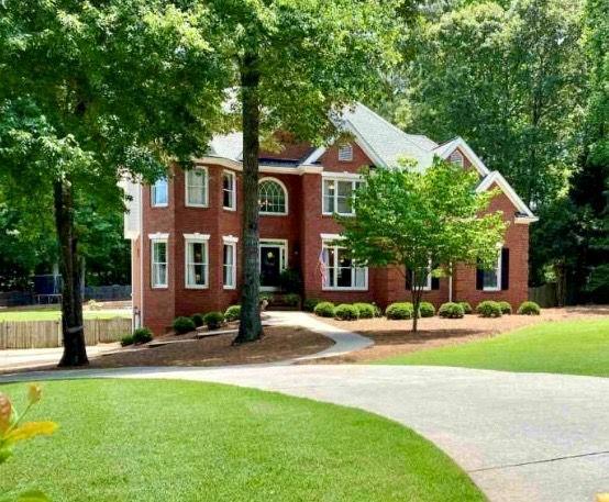 405 Island Cove Dr., Newnan, GA 30263