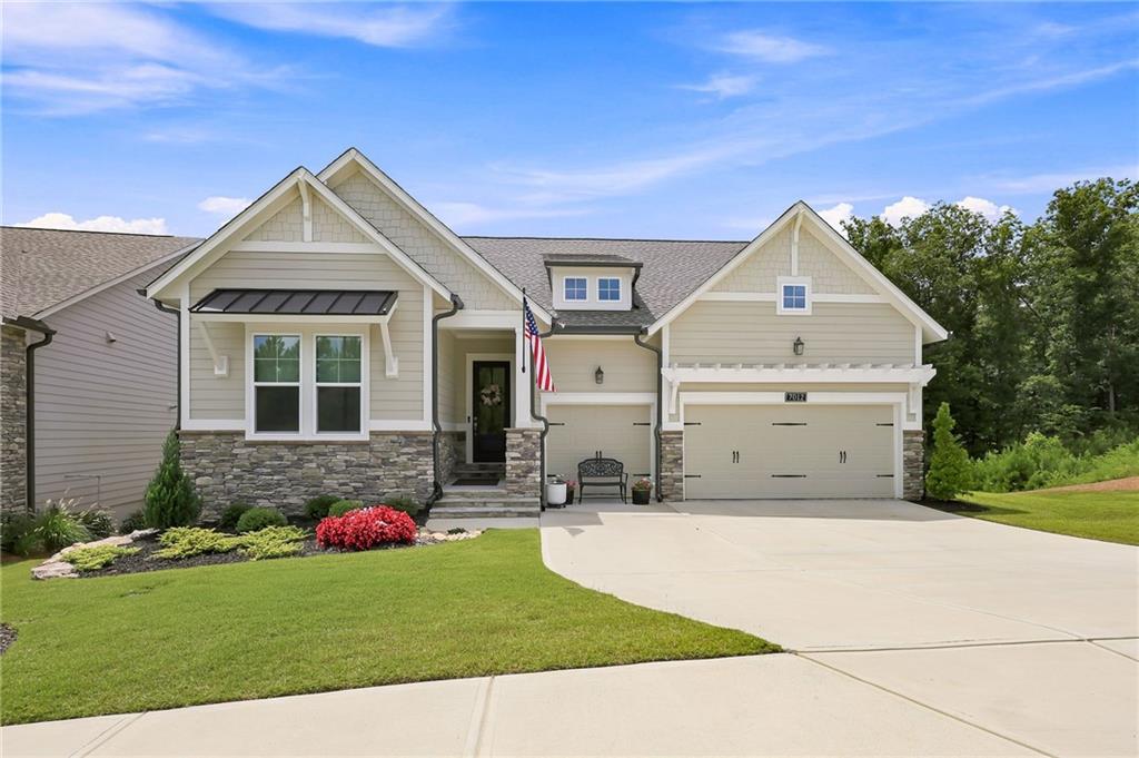 7012 Cottage Grove Dr., Flowery Branch, GA 30542