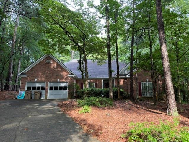 320 Valley Green Ct., Woodstock, GA 30189