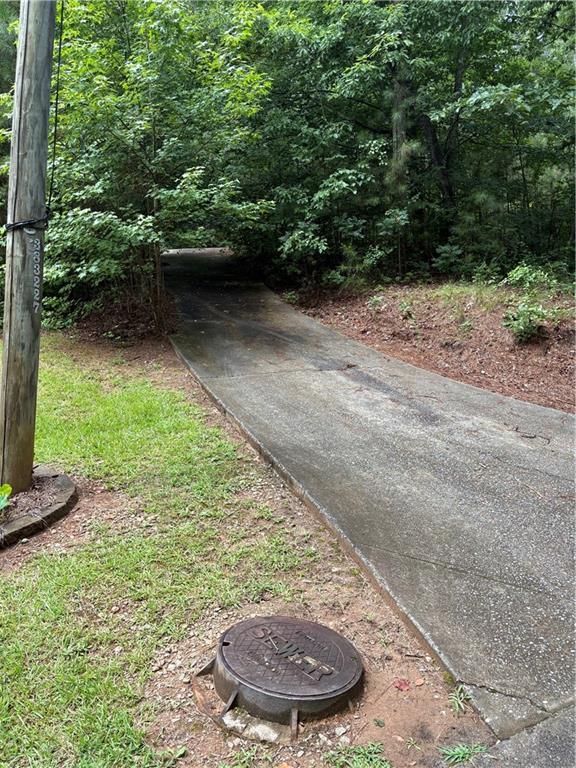 31 Weaver St., Buchanan, GA 30113