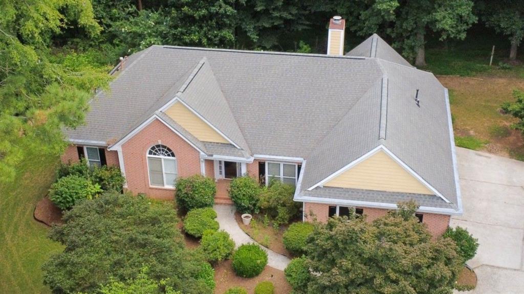 175 Pinevale Ct., Fayetteville, GA 30215