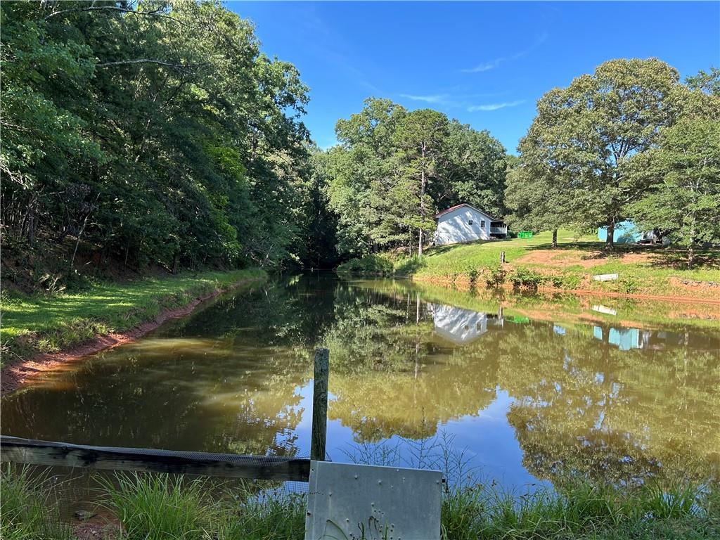 2398 James Springs Rd., Danielsville, GA 30633