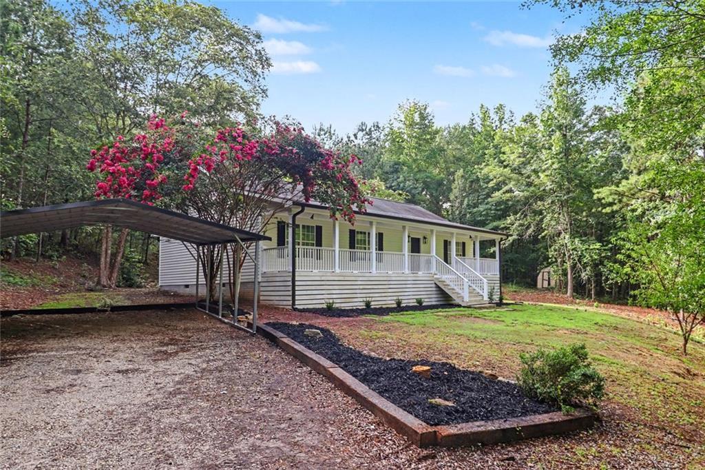393 Macedonia Rd., Newnan, GA 30263