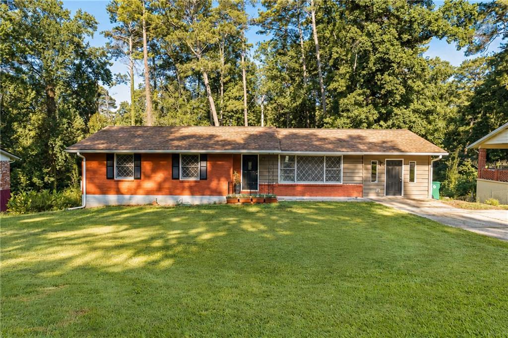 452 Kenridge Cir., Stone Mountain, GA 30083