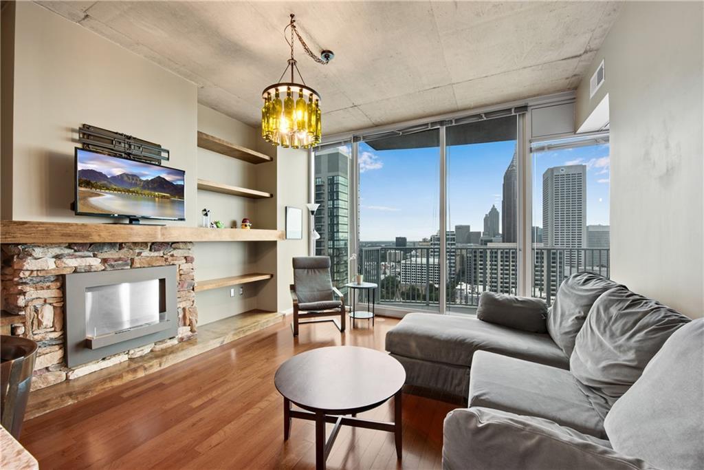 860 Peachtree St. #2504, Atlanta, GA 30308
