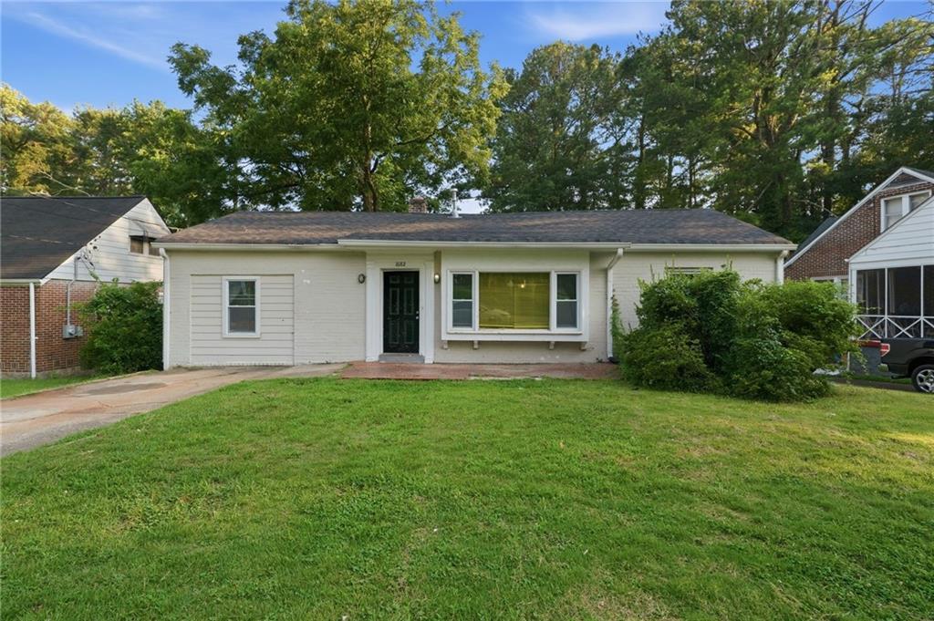 1682 Altadena Pl., Atlanta, GA 30311