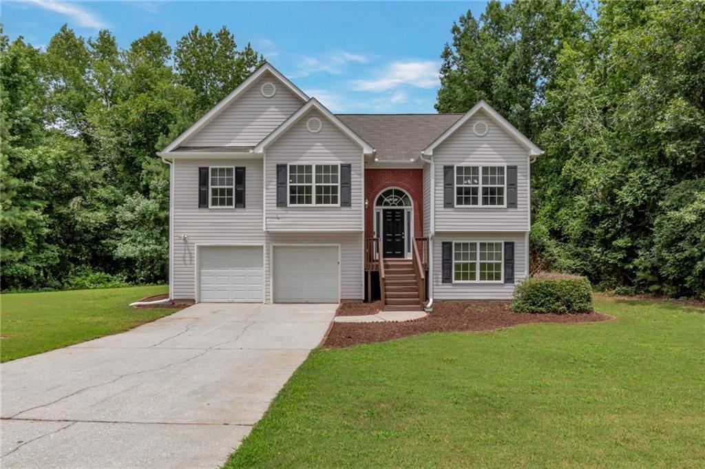 1388 Sierra Ridge Pl., Loganville, GA 30052