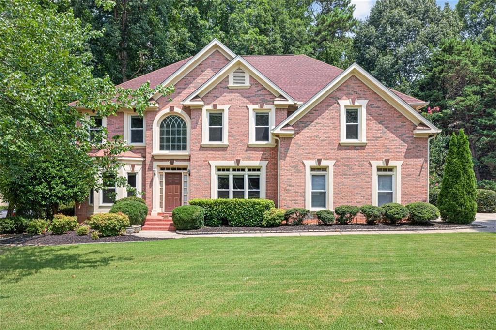 5135 Deerlake Dr., Alpharetta, GA 30005