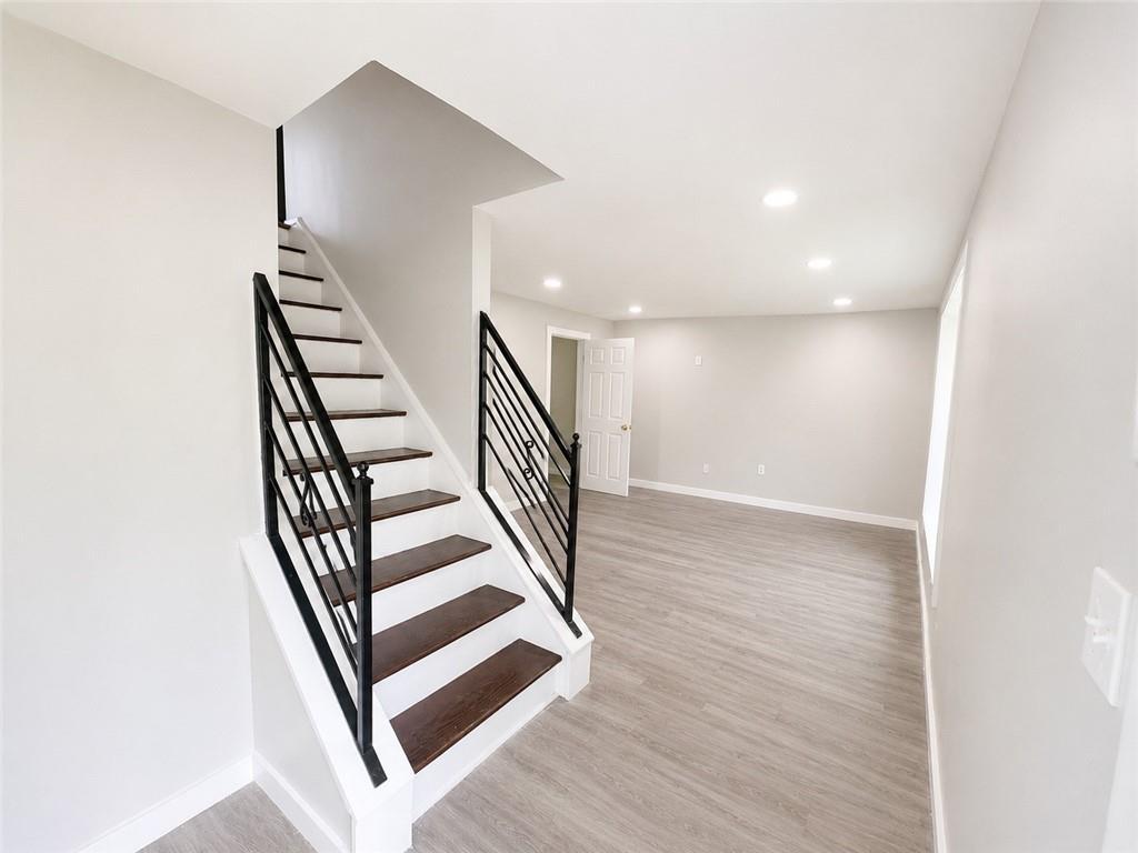 4304 Village Square Ln., Stone Mountain, GA 30083