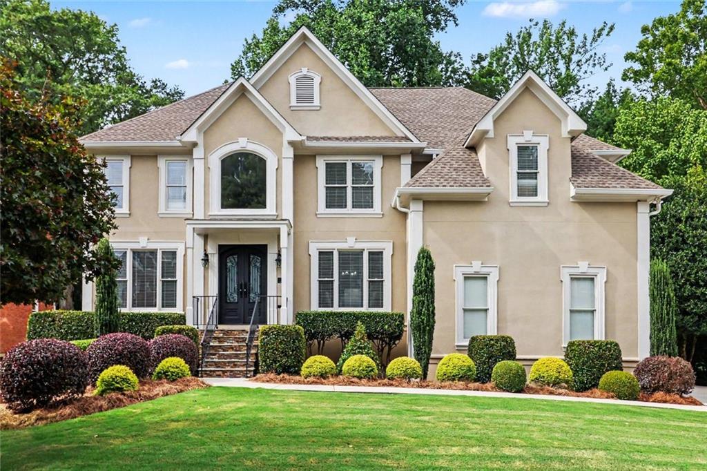 1135 Jennifer Oaks Dr., Alpharetta, GA 30004