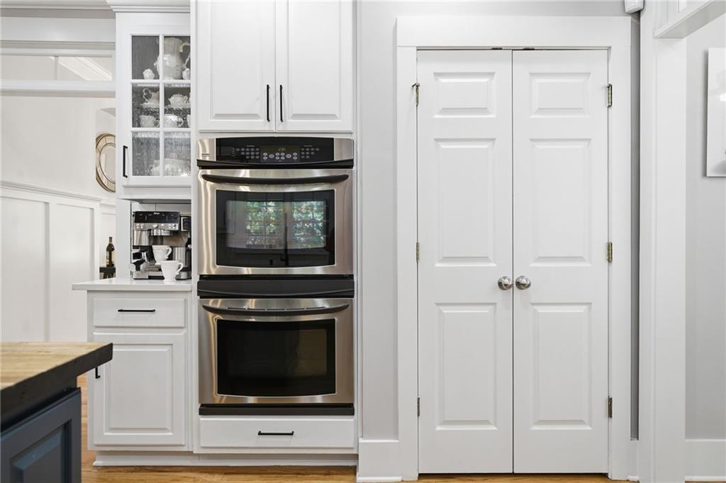 401 Maple Ridge Ct., Cumming, GA 30028