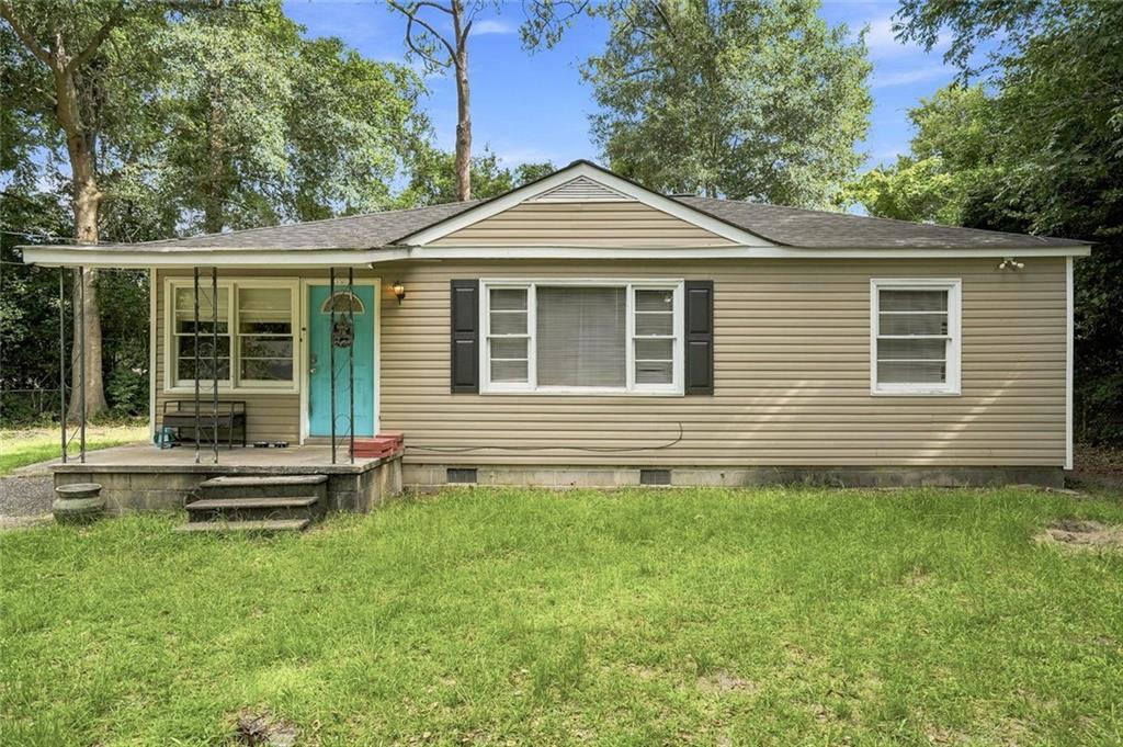 225 Myrtle Dr., Roberta, GA 31078