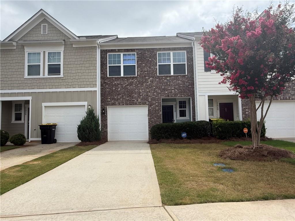 11958 Fuller St., Hampton, GA 30228