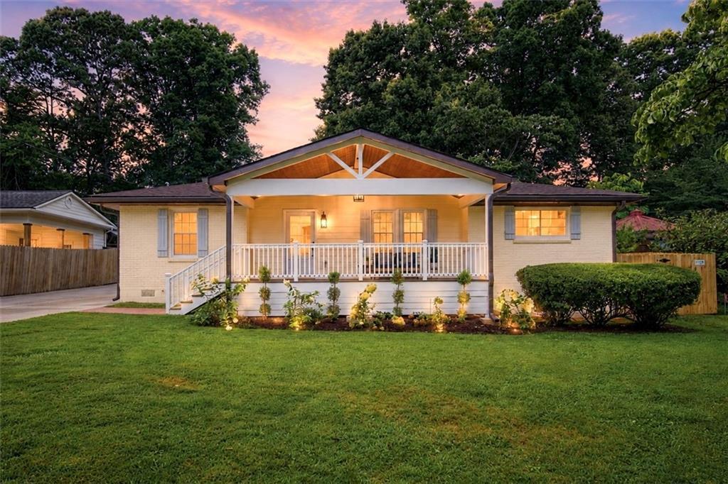 989 Oakview Dr., Smyrna, GA 30080