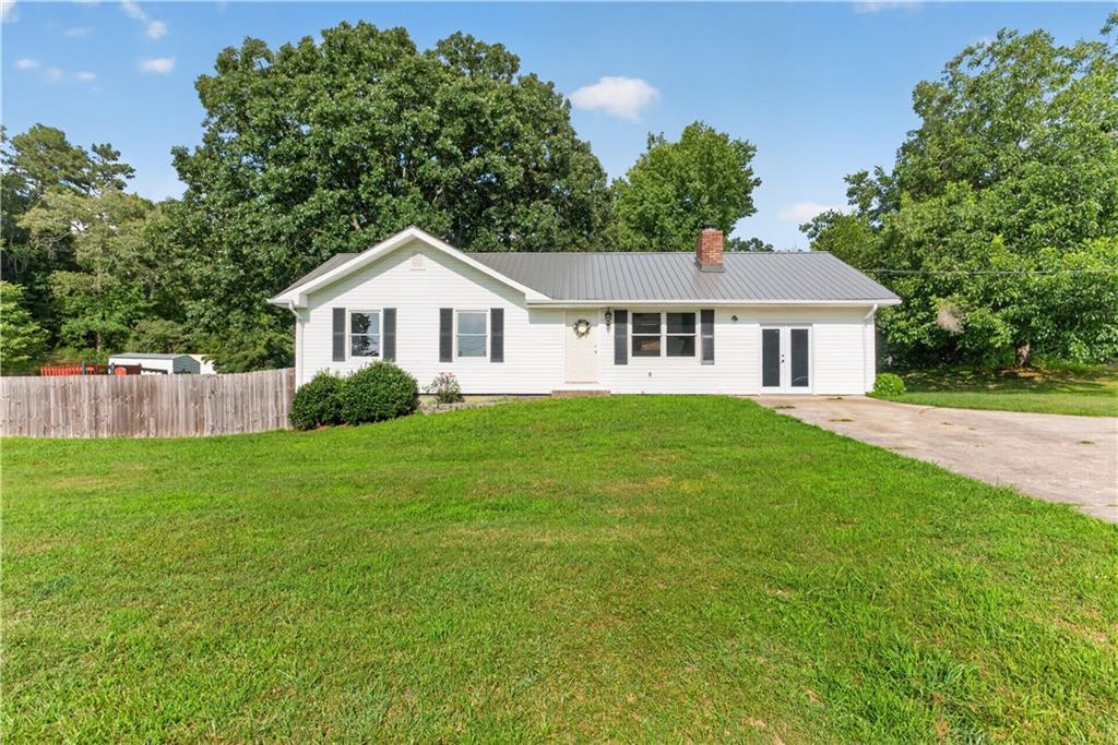 4408 Sardis Rd., Gainesville, GA 30506