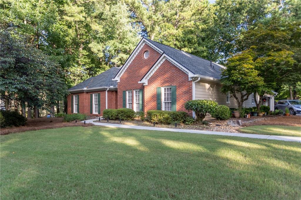 5677 Fairwood Dr., Acworth, GA 30101