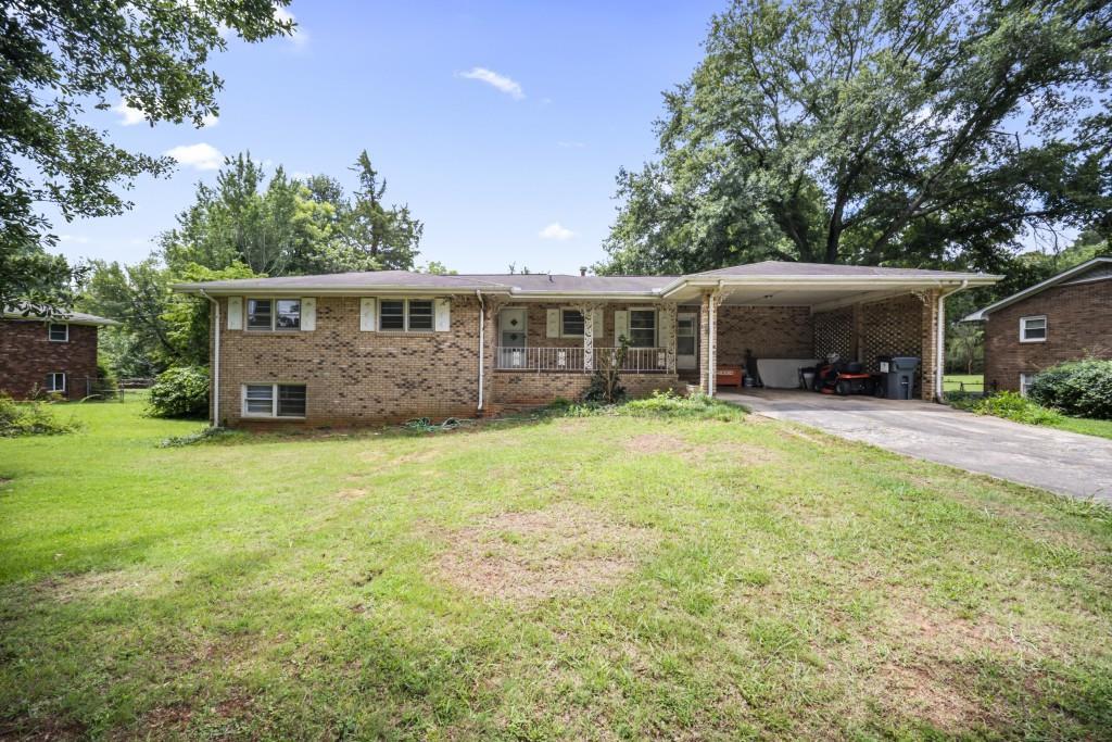 1810 Hasty Rd., Marietta, GA 30062