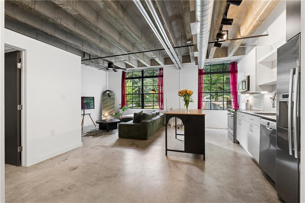 1065 United Ave. #204, Atlanta, GA 30316