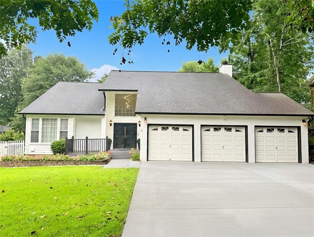 1551 Tennessee Walker Dr., Roswell, GA 30075