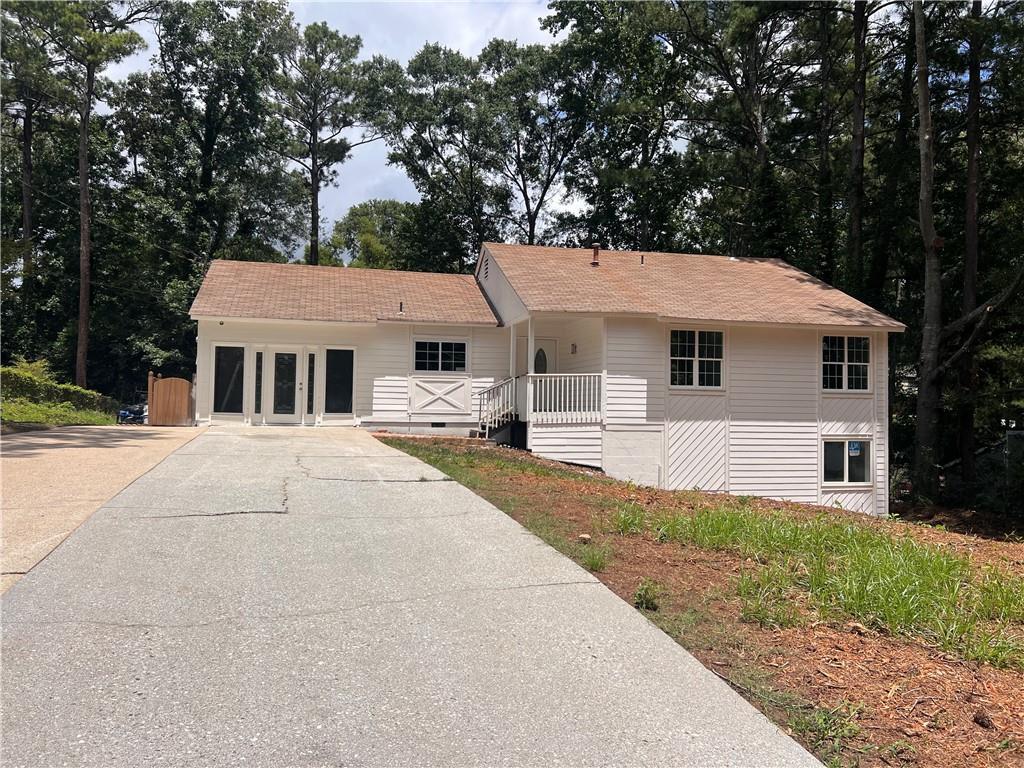 1445 Diplomat Dr., Riverdale, GA 30296