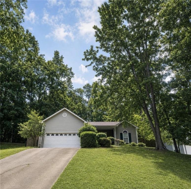 5823 N Cove Rd., Gainesville, GA 30504