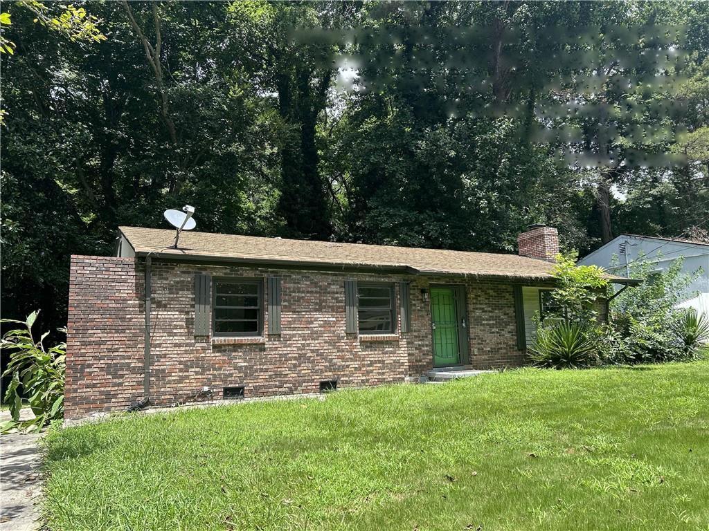 2740 Santa Barbara Dr., Atlanta, GA 30318