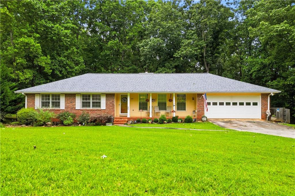 233 Mountain Crest Dr., Canton, GA 30114