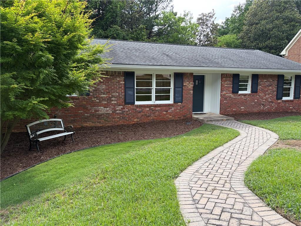2538 Birchwood Dr., Atlanta, GA 30305